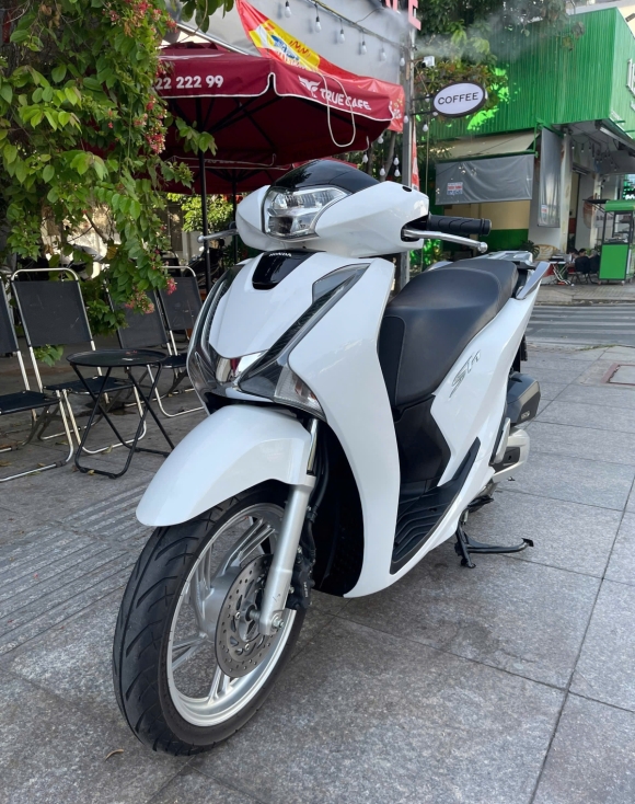 SH 125 cbs 2017 trắng mâm bạc zin