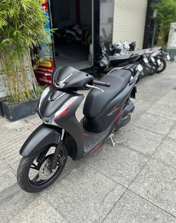 SH 150i abs 2022 phiên bản đen nhám zin custom tem mới